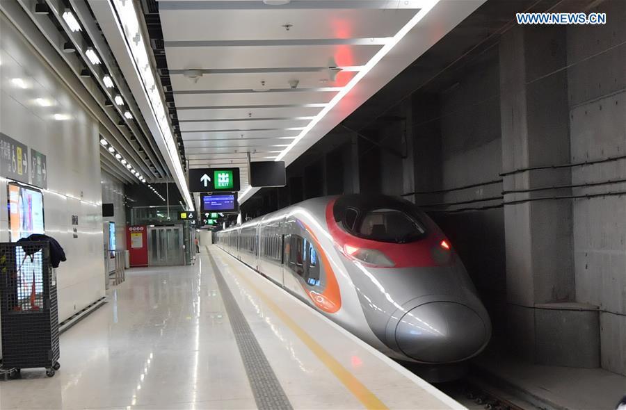 Resultado de imagem para rede ferroviaria em hong kong na china