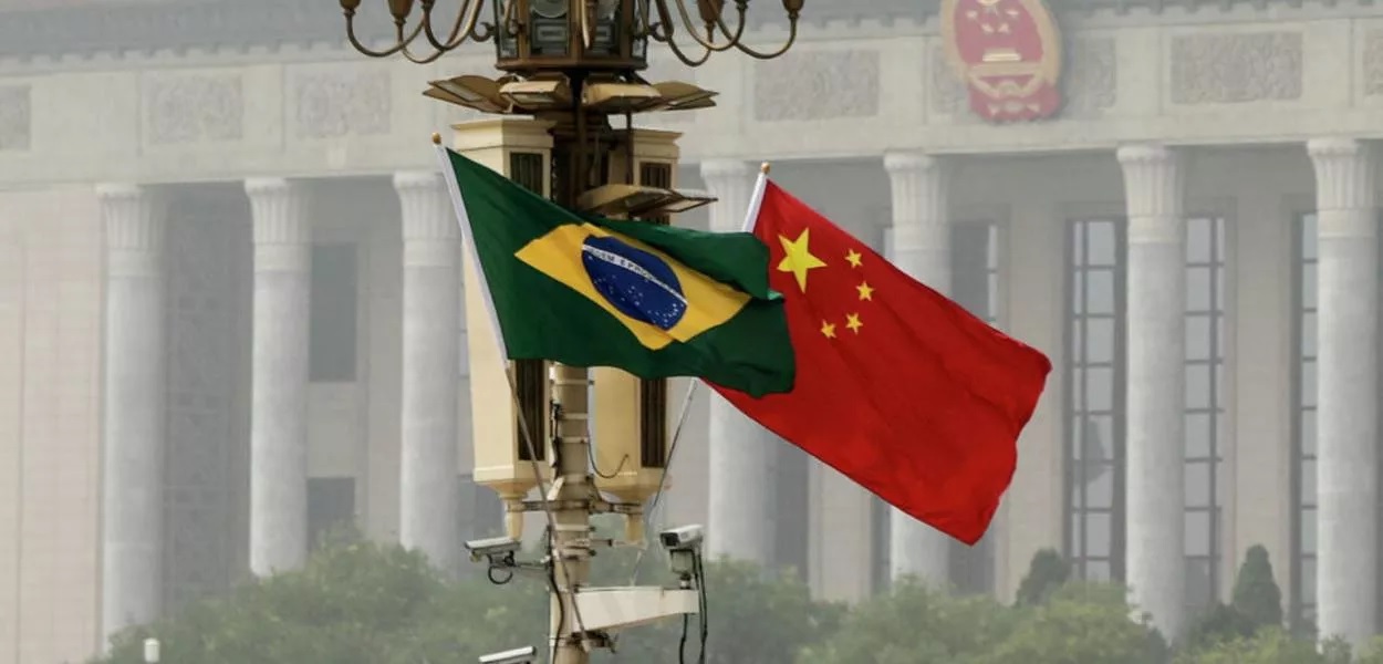“Sem dúvida nenhuma, a China, como os Estados Unidos, são parceiros estratégicos” diz Rodrigo Maia em coletiva de imprensa