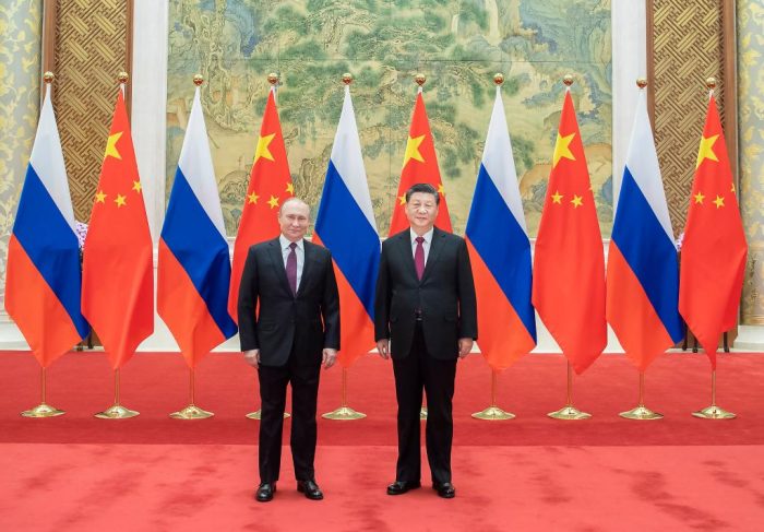 Xi e Putin se encontram em Pequim