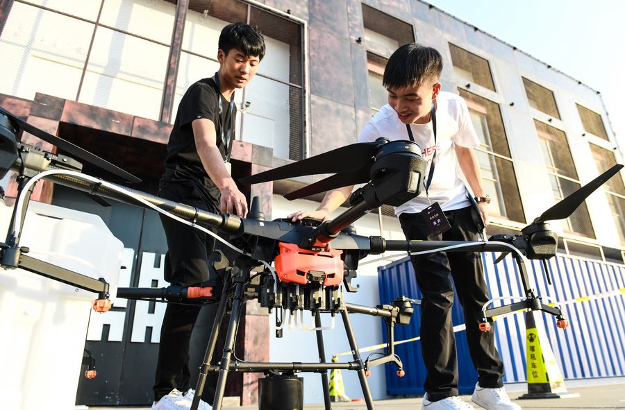 DJI critica decisão dos EUA de restringir drones estrangeiros por suposto risco à segurança