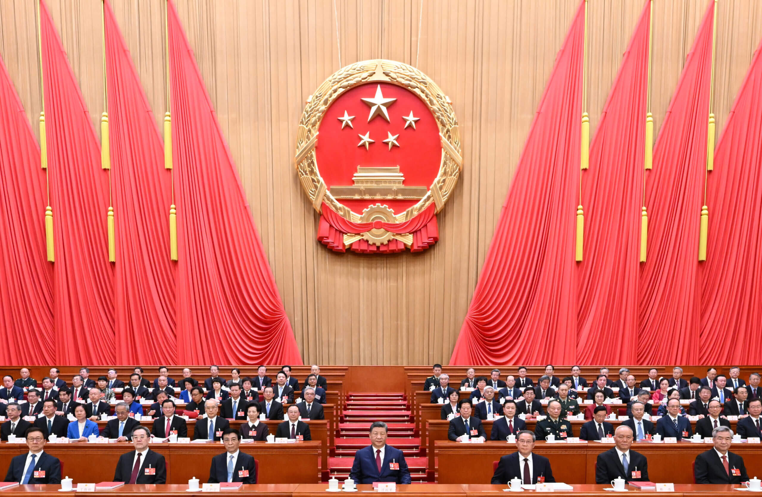 Mais de 8,4 mil propostas de deputados chineses são encaminhadas para análise
