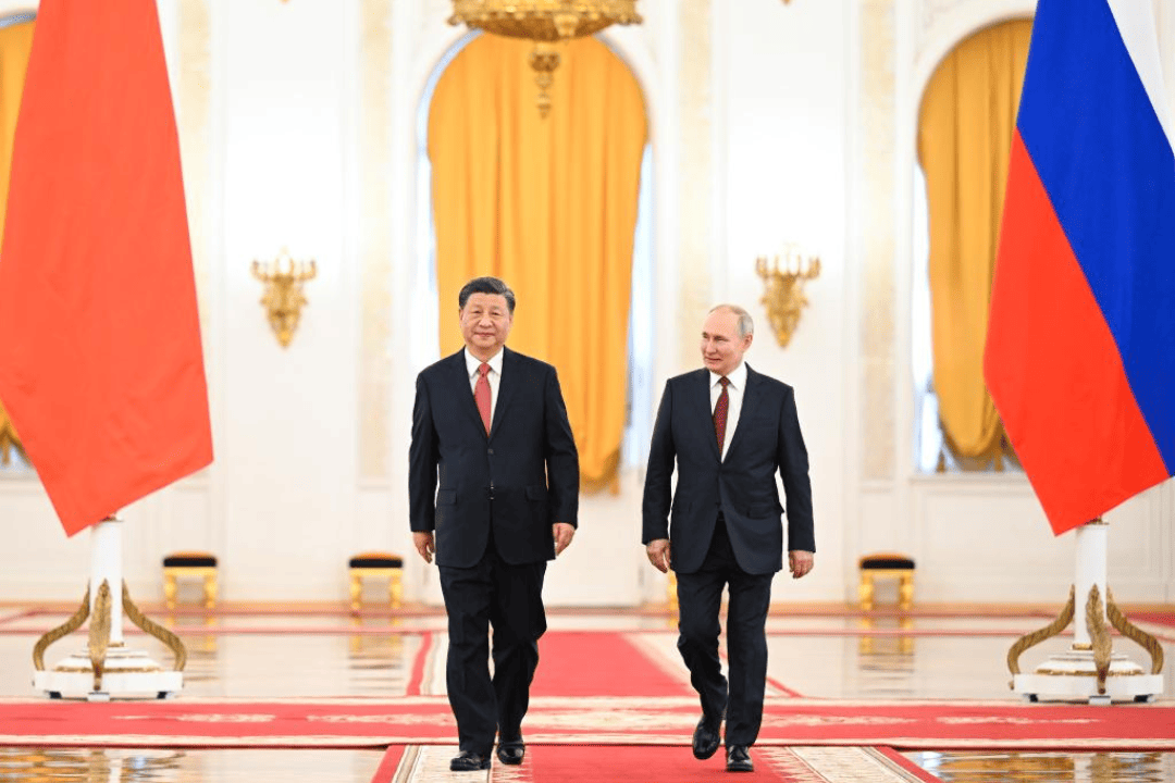 Putin afirma que relações entre Rússia e China atingiram nível “sem precedentes”