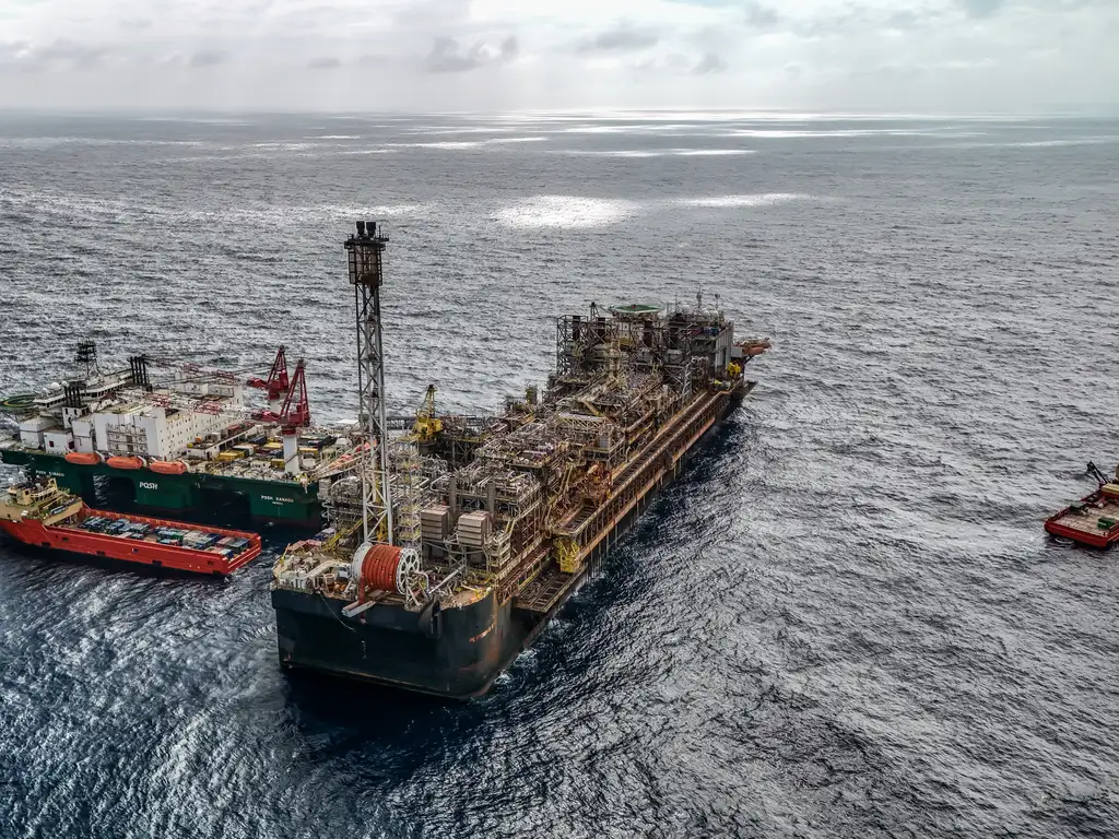 Chinesas CNOOC e Sinopec arrematam bloco Jade em leilão do pré-sal
